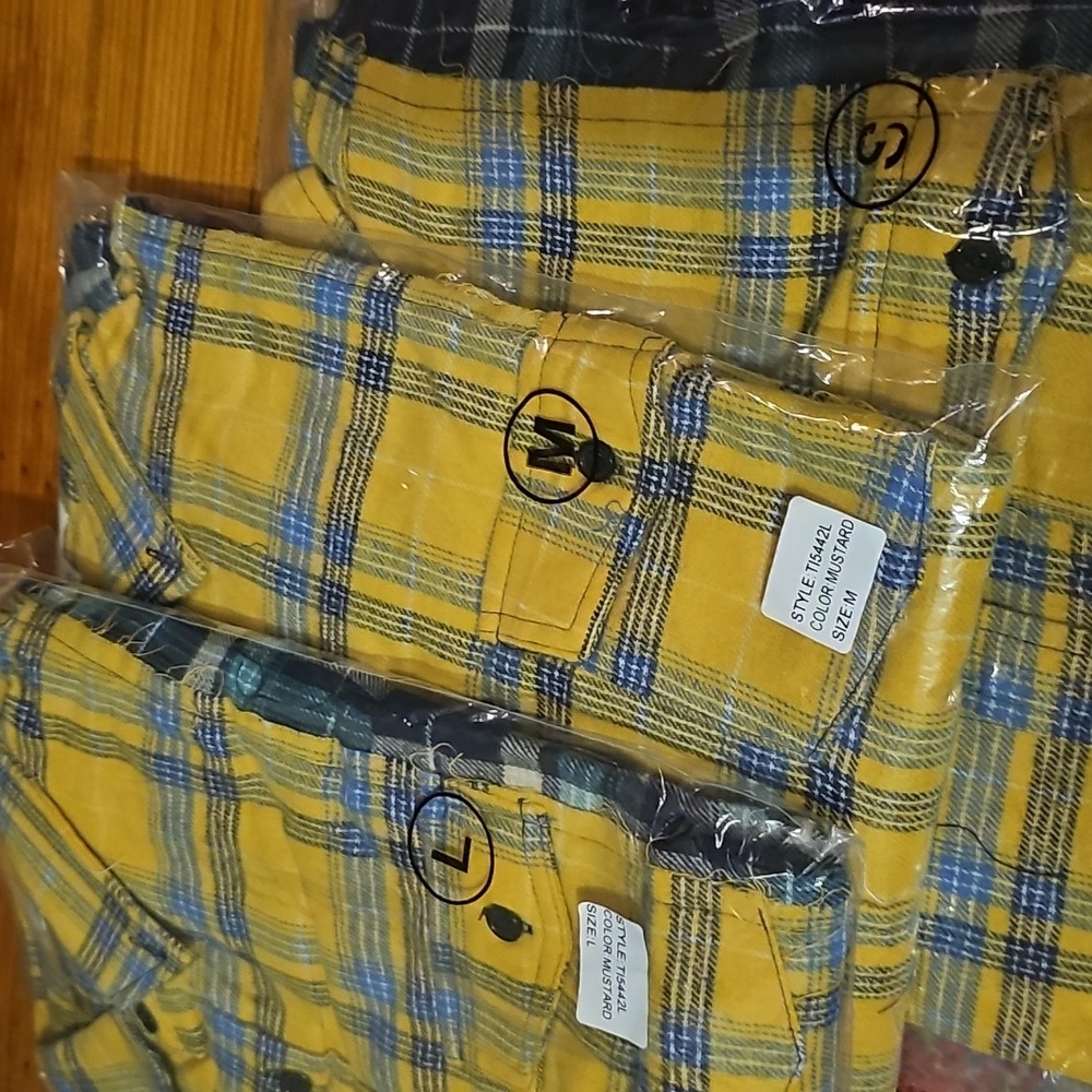 New In Package Better Be  Destressed Flannel Multi Sizes - Picture 10 of 10